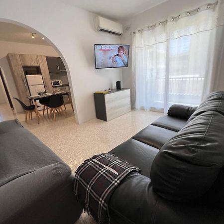 Modern Economy 2 Bedroom Apartment เซนต์พอลส์เบย์ ภายนอก รูปภาพ